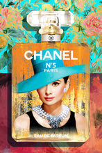 Load image into Gallery viewer, Audrey - Chanel No.5
